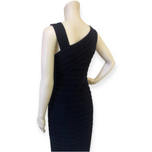Load image into Gallery viewer, Elegant Black Sleeveless Midi Dress
