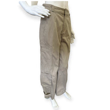 Load image into Gallery viewer, Low-waist Cargo Pants