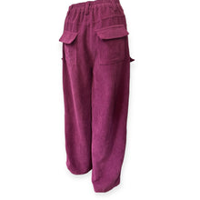 Load image into Gallery viewer, Hunter &amp; Brown Corduroy Pants