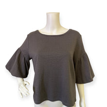 Load image into Gallery viewer, Women&#39;s Gray Textured Madison Balloon Sleeve Blouse