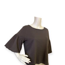 Load image into Gallery viewer, Women&#39;s Gray Textured Madison Balloon Sleeve Blouse