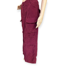 Load image into Gallery viewer, Hunter &amp; Brown Corduroy Pants