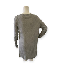 Load image into Gallery viewer, Lightweight Relaxed Long Sleeve Knit Top - Gray