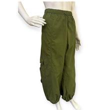 Load image into Gallery viewer, Olive Green Elastic Waist Cargo Pants