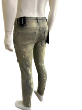 Load image into Gallery viewer, Kindred Skinny Pocket Distressed Straight Fit Jeans