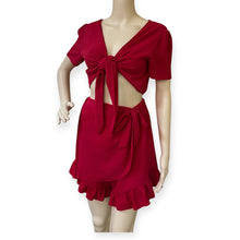 Load image into Gallery viewer, Tie-Front Short Two-Piece Set
