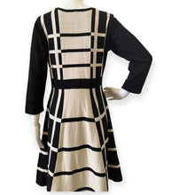 Load image into Gallery viewer, Liz Claiborne Sweater Dress