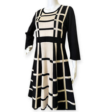 Load image into Gallery viewer, Liz Claiborne Sweater Dress