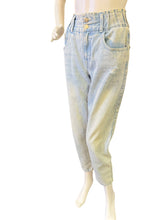 Load image into Gallery viewer, Only High-Waisted Light Blue Women’s Jeans