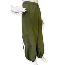 Load image into Gallery viewer, Olive Green Elastic Waist Cargo Pants