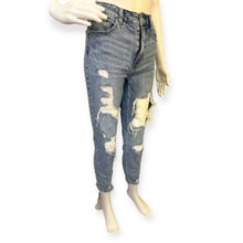 Load image into Gallery viewer, Distressed BoyFriend Jeans