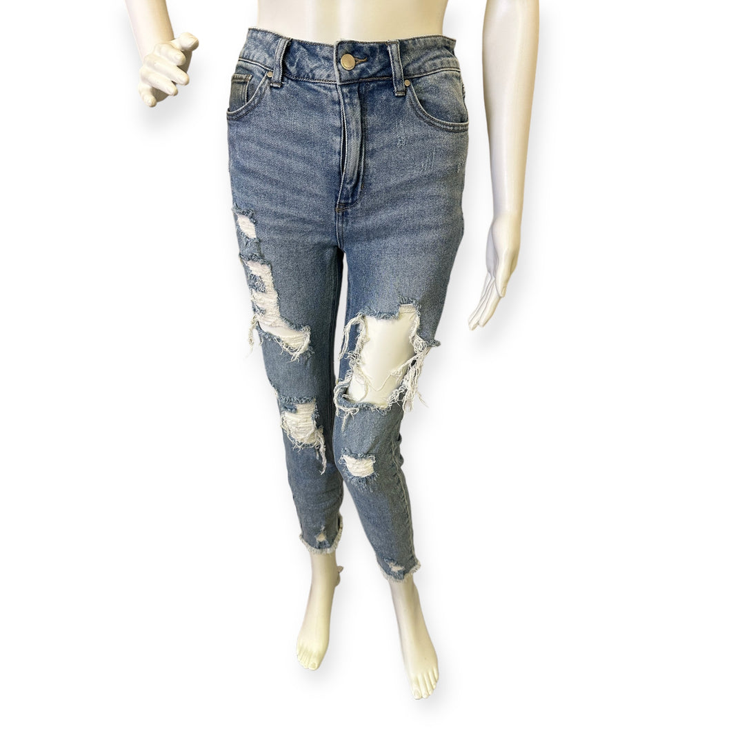 Distressed BoyFriend Jeans