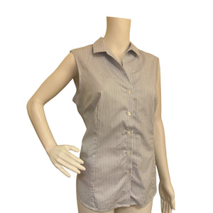 Easy-Care Sleeveless Button-Up Shirt
Size: Large 
Brand: Jones New York 
Material: 100% Cotton 
Care: Machine Wash 
Condition: Great, No Flaws