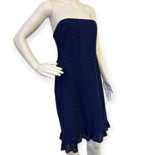 Load image into Gallery viewer, Strapless Navy Blue Eyelet Dress