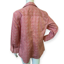 Load image into Gallery viewer, Red Geometric Patterned Button-Up Shirt