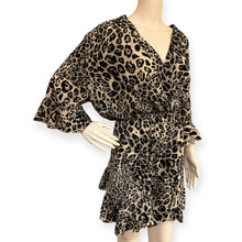Load image into Gallery viewer, Boohoo Women's Chiffon Jumpsuit