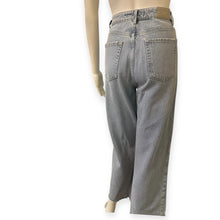 Load image into Gallery viewer, Zara Classic Women&#39;s Jeans