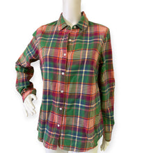 Load image into Gallery viewer, J.McLaughlin Women's Plaid Button-Up Shirt in Green, Red &amp; Navy
