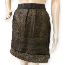 Load image into Gallery viewer, Elegant Black and Gold Metallic Skirt