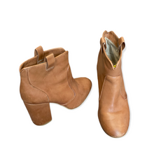 Load image into Gallery viewer, Genuine Leather Tan Neiman Marcus Collection Ankle Boots