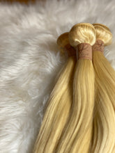 Load image into Gallery viewer, 100% 613 Platinum Blonde Virgin Brazilian Bundles &amp; Closures