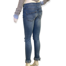 Load image into Gallery viewer, Performance Stretch Cropped Leggings Mid-rise Express Distressed Jeans
