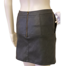 Load image into Gallery viewer, Shine Star Faux Leather Skirt